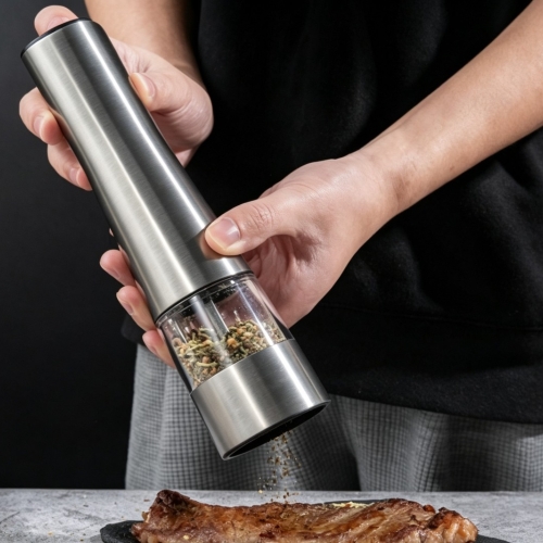 MCF-26C358 Electric Salt Pepper Grinder Set